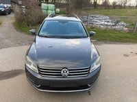 Gebraucht VW Passat 140 PS (102 kW) 2012 Grau Kombi