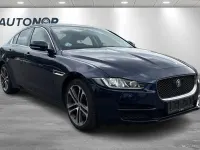 Gebraucht Jaguar XE Portfolio 179 PS (131 kW) 2017 Blau Limousine