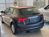 Gebraucht Audi A3 Attraction 125 PS (91 kW) 2010 Grau Kleinwagen