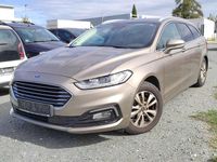 Gebraucht Ford Mondeo Titanium 150 PS (110 kW) 2019 Diffused silver Kombi
