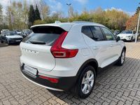 Gebraucht Volvo XC40 Core 163 PS (119 kW) 2025 Weiß SUV
