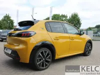 Gebraucht Peugeot e-208 GT 100 kW (136 PS) 2023 Faro gelb (metallic) Kleinwagen
