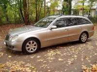 Gebraucht Mercedes E220 170 PS (125 kW) 2007 Gold Kombi