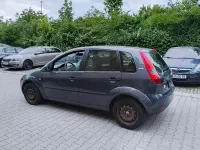 Gebraucht Ford Fiesta 80 PS (58 kW) 2004 Kleinwagen