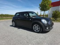 Gebraucht Mini Cooper D 111 PS (81 kW) 2013 Schwarz Kleinwagen