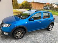 Gebraucht Dacia Sandero 90 PS (66 kW) 2016 Blau Limousine