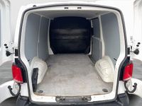 Gebraucht VW T6.1 110 PS (80 kW) 2023 Candyweiß Van