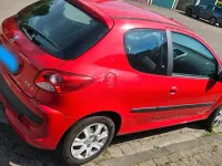 Gebraucht Peugeot 206 60 PS (44 kW) 2011 Rot Limousine