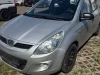 Gebraucht Hyundai i20 Classic 77 PS (56 kW) 2009 Silber Kleinwagen
