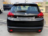 Gebraucht Peugeot 2008 Active 82 PS (60 kW) 2018 Schwarz SUV