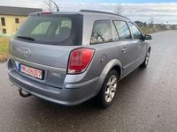 Usata Opel Astra Edition 101 CV (74 kW) 2006 Argento Station wagon