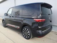 Neu VW Multivan Edition 150 PS (110 kW) 2025 Deep black perleffekt Van / Kleinbus