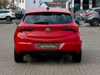 Gebraucht Opel Astra Innovation 125 PS (91 kW) 2016 Rot Limousine