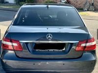 Gebraucht Mercedes E250 204 PS (150 kW) 2010 Grau Limousine