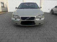 Gebraucht Volvo S60 Summum 185 PS (136 kW) 2006 Gelb Limousine