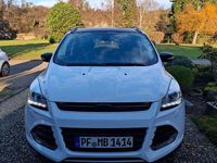 Gebraucht Ford Kuga Titanium 150 PS (110 kW) 2013 Weiß SUV