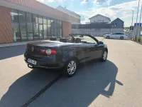 Usata VW Eos 122 CV (89 kW) 2010 Nero Cabrio