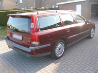 Gebraucht Volvo V70 200 PS (147 kW) 2001 Rot Kombi