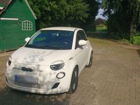 Gebraucht Fiat 500e Icon 86 kW (118 PS) 2022 Weiß Kleinwagen
