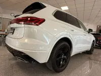 Gebraucht VW Touareg R-line 231 PS (169 kW) 2025 Weiß SUV