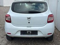 Gebraucht Dacia Sandero 75 PS (55 kW) 2013 Weiß Limousine