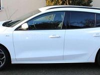 Gebraucht Ford Focus ST-Line X 155 PS (114 kW) 2021 Frostweiß Kombi