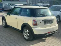 Usata Mini ONE 75 CV (55 kW) 2010 Bianco Utilitaria