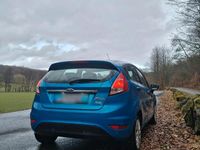 Gebraucht Ford Fiesta 125 PS (91 kW) 2015 Blau Kleinwagen