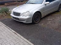 Gebraucht Mercedes C240 Avantgarde 170 PS (125 kW) 2002 Silber Limousine
