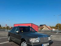 Gebraucht Mercedes 200 74 PS (54 kW) 1992 Braun Limousine