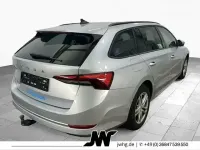 Gebraucht Skoda Octavia Ambition 116 PS (85 kW) 2023 Brilliantsilber metallic Kombi