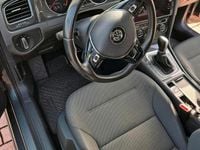 Gebraucht VW Golf VII 110 PS (80 kW) 2018 Grau Kombi
