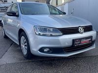 Gebraucht VW Jetta Match 122 PS (89 kW) 2012 Silber Limousine