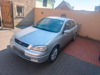 Gebraucht Opel Astra 101 PS (74 kW) 2000 Silber Limousine