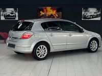 Gebraucht Opel Astra 105 PS (77 kW) 2004 Silber Limousine