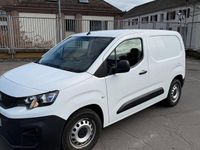 Gebraucht Peugeot Partner 110 PS (80 kW) 2019 Weiß Van / Kleinbus
