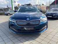 Gebraucht Skoda Superb Style 218 PS (160 kW) 2022 Lavablau metallic Kombi