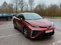 Gebraucht Toyota Mirai 155 PS (114 kW) 2018 Rot Limousine