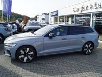 Gebraucht Volvo V60 Plus 349 PS (256 kW) 2024 Vapour grey Kombi