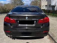 Second-hand BMW 520 Sport Line 190 CP (139 kW) 2015 Maro Berlinǎ