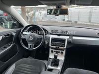 Gebraucht VW Passat Highline 140 PS (102 kW) 2013 Schwarz Kombi