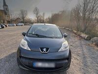 Gebraucht Peugeot 107 Urban Move 68 PS (50 kW) 2007 Grau Kleinwagen