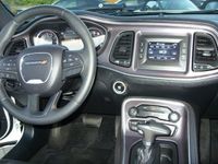 Gebraucht Dodge Challenger 305 PS (224 kW) 2015 Weiß Coupé