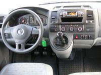 gebraucht VW T5 Kombi 2.0 TDI 9-Sitzer schwarz ParkPilot