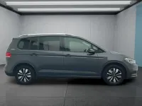 Gebraucht VW Touran 150 PS (110 kW) 2025 Grau Van / Kleinbus