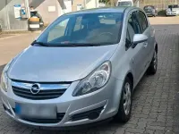 Gebraucht Opel Corsa 90 PS (66 kW) 2010 Silber Kleinwagen