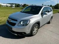 Usata Chevrolet Orlando 163 CV (119 kW) 2012 Argento Monovolume