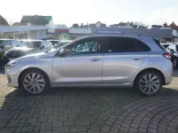 Gebraucht Hyundai i30 Passion Plus 140 PS (102 kW) 2017 Blau Kombi
