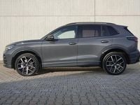 Gebraucht VW Tiguan R-line 193 PS (141 kW) 2025 Delfingrau metallic SUV