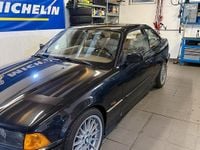 Gebraucht BMW 328 193 PS (141 kW) 1996 Schwarz Coupé